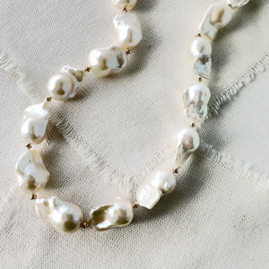 Elegant Pearl Necklace with 14Kt GOLD clasp